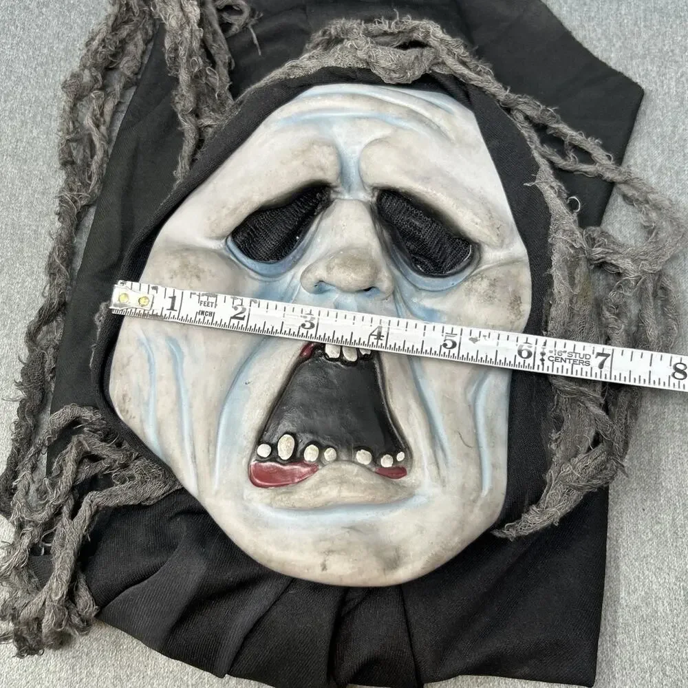 Vintage Easter Unlimited Ghoul Shroud Mask Fun World Ghost Face Screamer Zombie